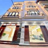 BÁN NGAY NHÀ PHỐ LĨNH NAM, NAM DƯ Ô TÔ ĐỖ CỬA, Vị trí đắc địa DT 34M × 5T CHỈ 4 TỶ 82